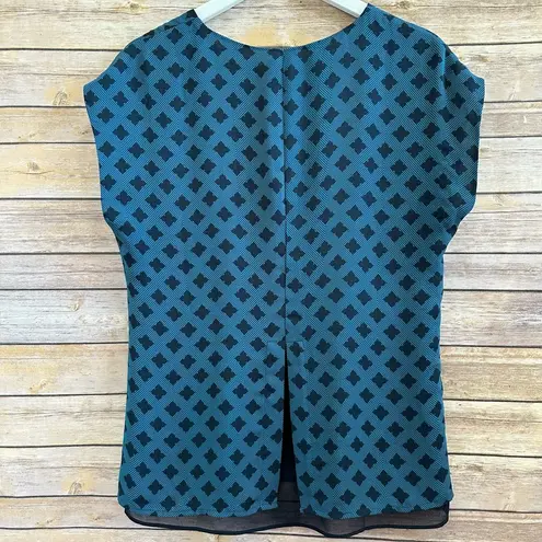 CAbi  Foulard Top Women’s Size Small Blue Diamond Print Peplum Style 3274