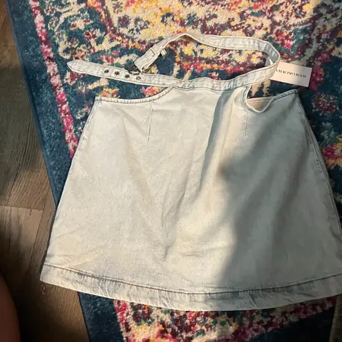 We Wore What Cut Out Light Denim Mini Skirt sz S NWT