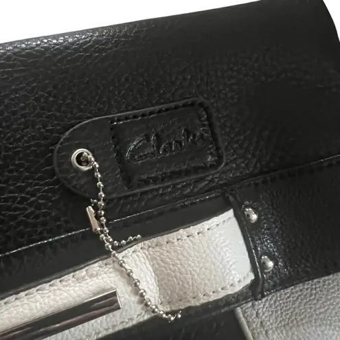 Clarks’s Leather Black and White Clutch Bag NWOT