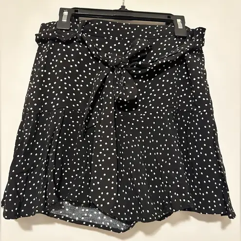 ZARA  Polka Dot Mini Skort Black and White tie belt size M