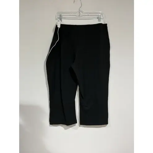 Woman’s G. W. Sport Black With White Band Capri Active Pants 2XL Size 2X