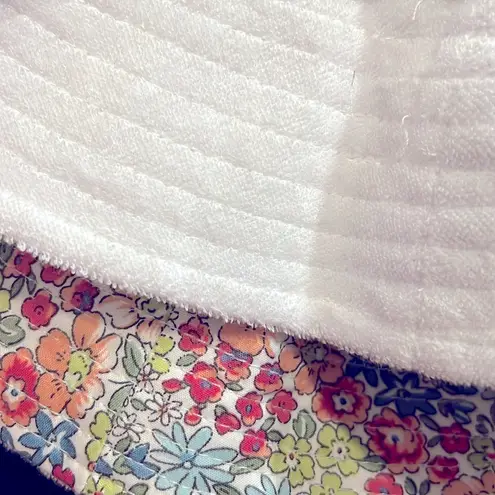 Jenni NEW Reversible Bucket Hat, Floral Terry Cloth, One Size New w/Tag