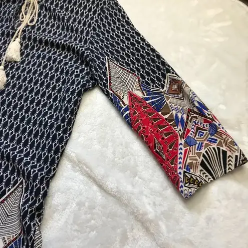 Entro  Women's 100% Rayon Boho Geometric Print Tie Neck Shirt Dress Size Medium‎