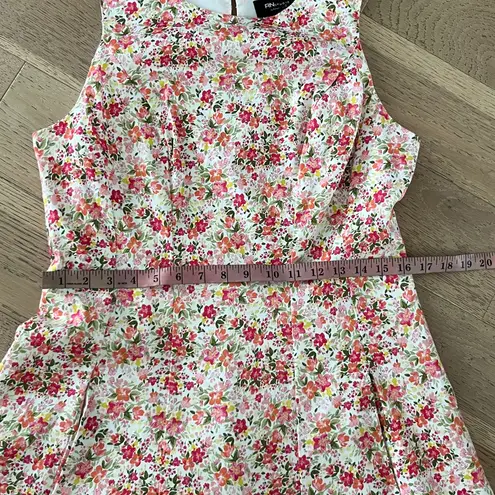 Ronni Nicole RN Studio Ronnie Nicole Floral Fit & Flare Dress Women’s Size 6 Spring Wedding