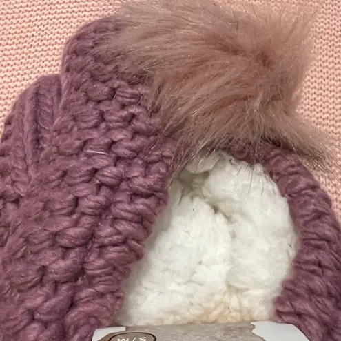 Ruggine NEW NWT Pink Fleece Lined Slippers