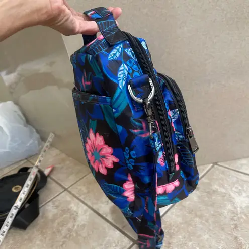 Lug Ranger 2 Crossbody Bag & Rodeo 2 Compact RFID Wallet Resort floral EUC Blue