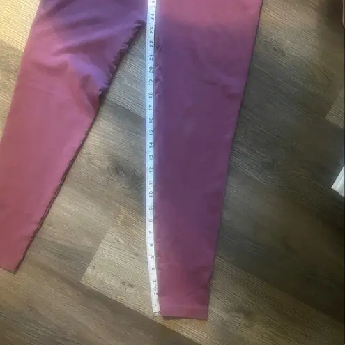 Feathers Maternity Women’s Seamless Leggings Comfortable Soft Cozy Size Small Pink