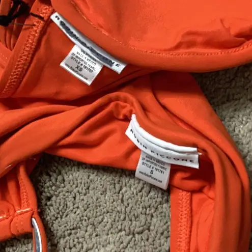 Robin Piccone New. red orange buckle bikini. XS-top/S-bottom. Retails $216