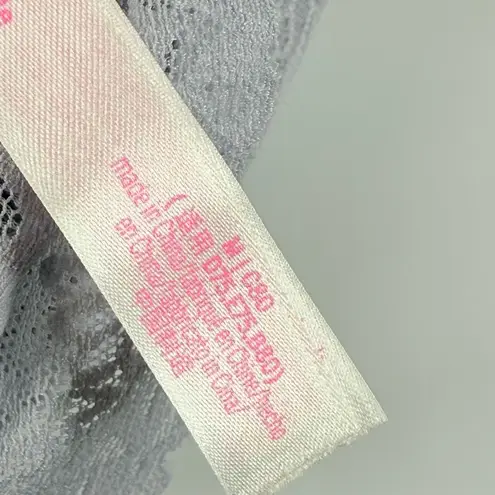 Pink Victoria’s Secret halter style lace padded bralette size medium Blue