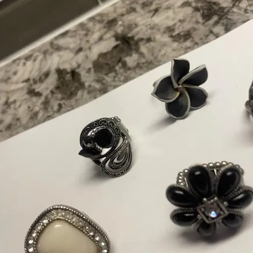 Adjustable Or Stretchy Statement Rings Lot Of 5 Some Have Rhinestone A Flower