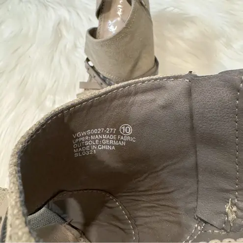 Very G Women’s Neutral Jamison Side Zip Wedge Sandals Size 10