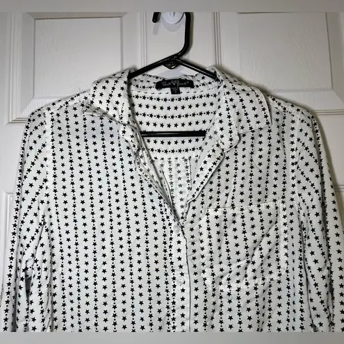 Velvet Heart  Size Small Long Sleeve Button Down Star Print