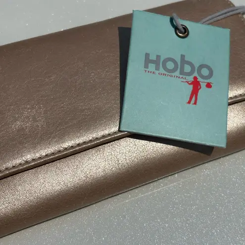 NWT HOBO Elegant Metallic Wallet Silver