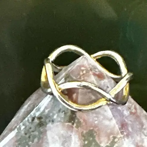 Infinity Twist Band Ring