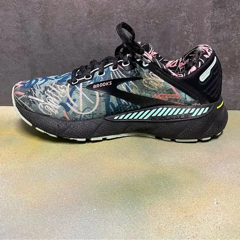 Brooks Adrenaline GTS 22 Black/Yucca/Flamingo Pink Women's Sneakers Size 6.5B