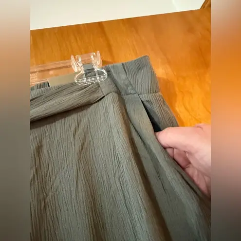 Chico's  Tapered Ankle Gauze Pants Olive Rayon Waist Tie Accent NWT Size 2.5