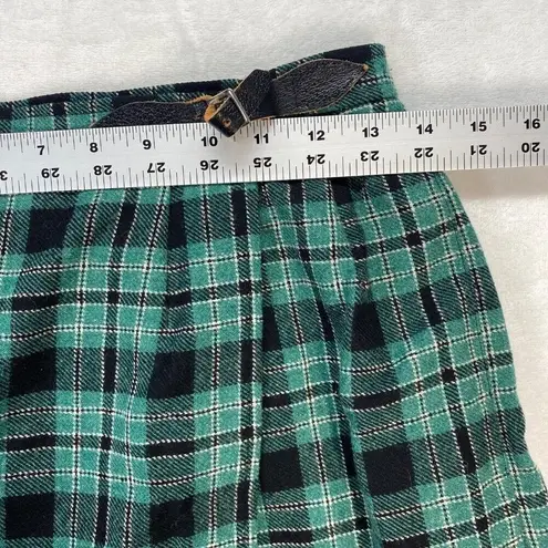 Pendleton Wool Plaid Skirt Vintage 100% Virgin Wool Green Black Belted XS kilt