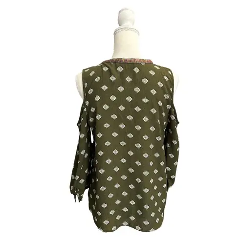 Sweet Wanderer Green Cold Shoulder Floral Embroidered Trim Blouse Size Medium