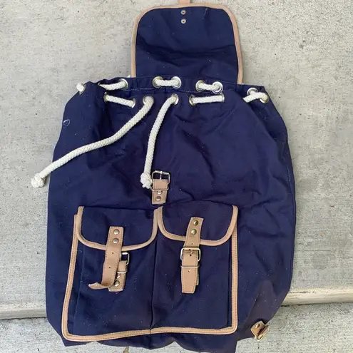 Drawstring backpack canvas material very nautical