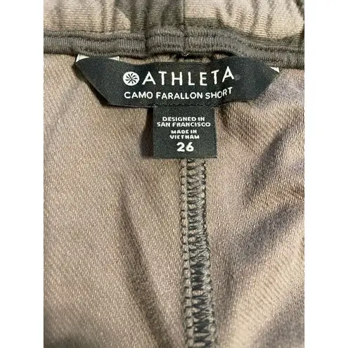 Athleta NWT  Camo Farallon Shorts Womens Size 25 Drawstring Cotton Spandex