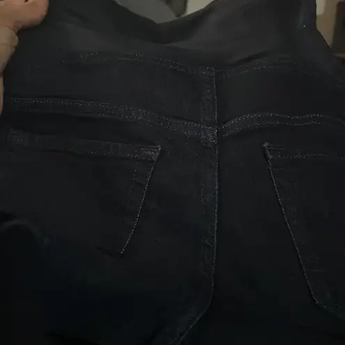 NWT Ingrid & Isabel size dark wash over the belly maternity jegging 00/24