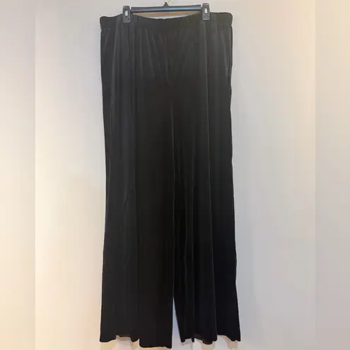 Zenana Outfitters Velvet Black High Rise Stretchy Pull On Wide Leg Pants Raw Hem 3X New