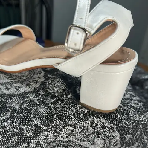 Dream Paris Dream Pairs White Heels Elegant Design