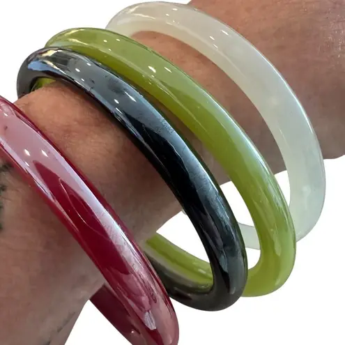 Vintage Glass Bangle Bracelets – Set of 4