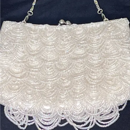Beaded Evening Party Wedding White Handbag Purse Chain Strap Kiss Lock Closure