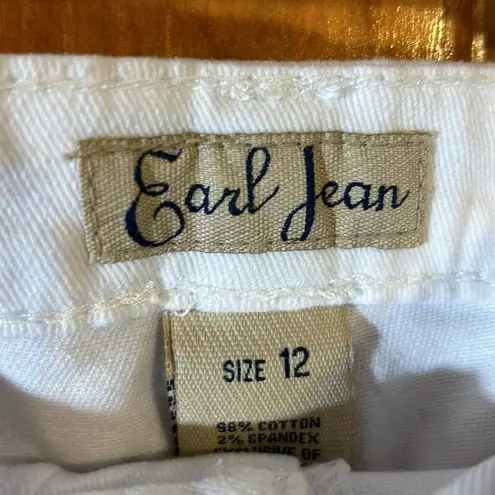 Earl Jean  Women’s White Skirt Size 12-NWTS