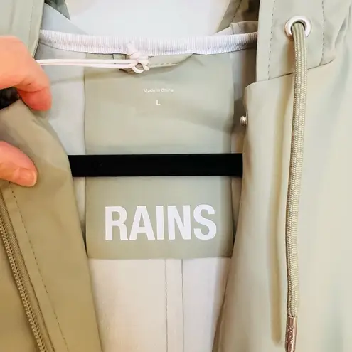 Rains String Parka, “Earth”, women’s L, NWT Green Size L