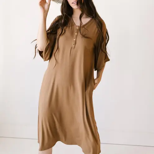 Dwell & Slumber House Dress Size M/L Tan Neutral Gold Snap Caftan Lounge Nursing Size L