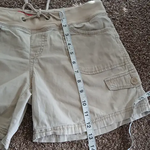 Unionbay womens tan cargo shorts size 9