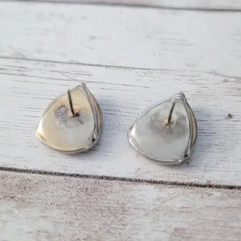 Vintage Stud Earrings Cream Concave Teardrop