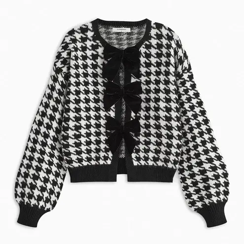 NWT Commense Women’s Velvet - Image 1