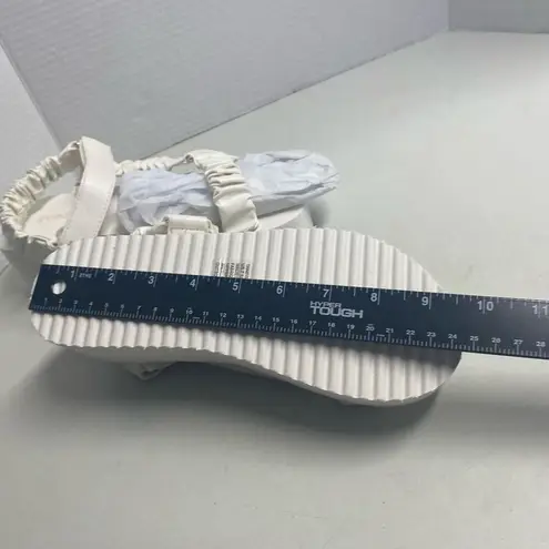 SHOEDAZZLE Taneisa Women’s Rusched Strap Wedge Sandal Size 7 White New With Defe