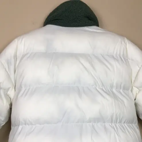 NWT FOURLAPS Women’s Green White Reversible Polar Quilted Sherpa Jacket