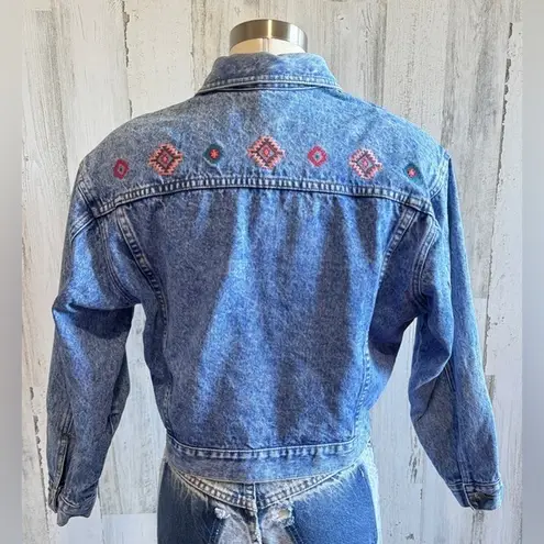 Vintage Nuovo Embroidered Denim Jacket Southwestern 100% Cotton medium boho Blue