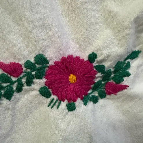 Vintage Mexican Embroidered Floral Dress – White Boho Peasant Midi Festival Size M