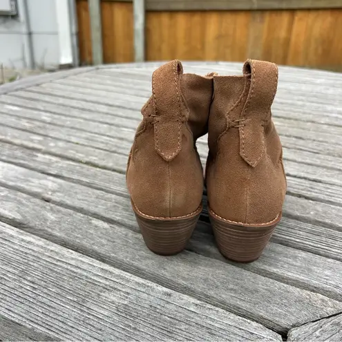 Kelsi Dagger Brooklyn Brown Kamper Suede Boots Booties Soft Comfy Size 10