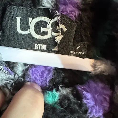 UGG ‎ Women’s Loyra Sherpa Fuzzy Soft Pullover Hoodie XS - Image 6