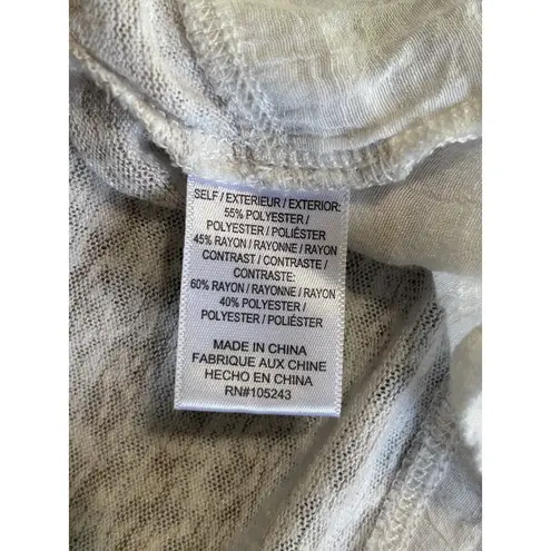 Studio B Beige/White Striped Short Sleeve Buttons V Neck Size Small High/Low Tan