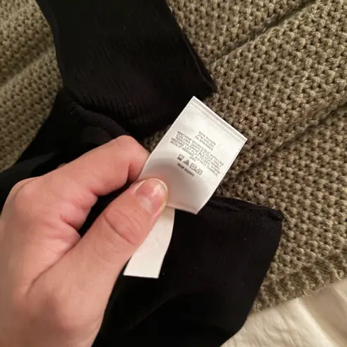 EXPRESS NWT  Black Soft Contour Off the shoulder crop top