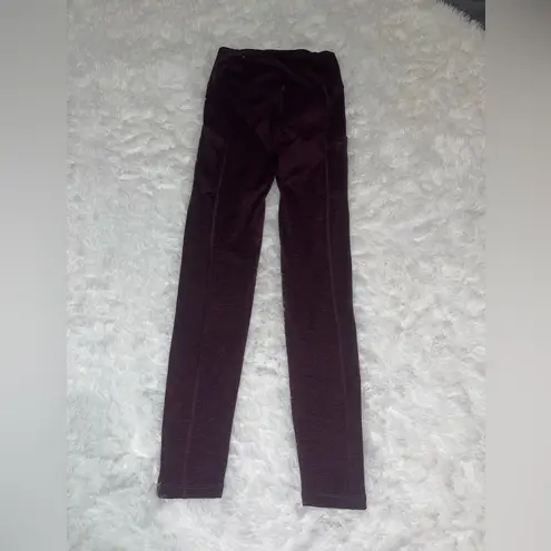 Aerie  burgundy black leggings with side pockets woman’s XS - Image 3