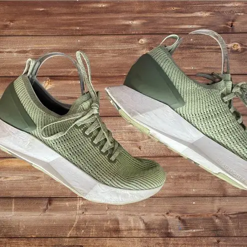 Allbirds Women’s All Birds Tree Flyer Sneakers in Forage Green Sustainable Running Sz 10