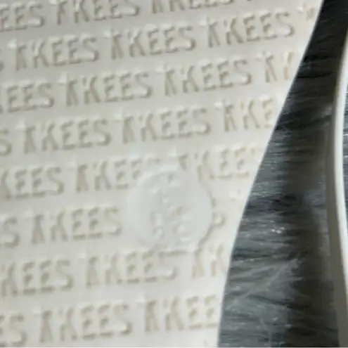 Tkees Lily Pigments Women's White Flip Flops Size 8