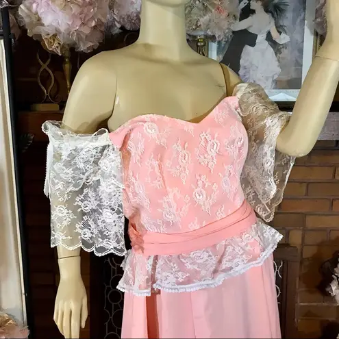 VINTAGE MID TO LATE 70'S PEACH OFF