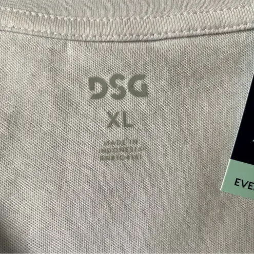 DSG center front cinched v