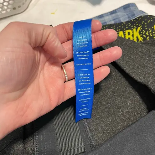 Kit and Ace black stretchy a line mini skirt women’s size 10