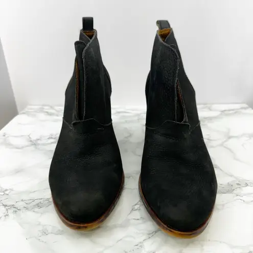 Lucky Brand  Ehllen Suede Black Leather Block Heel Ankle Booties Women's Size 9.5 - Image 2